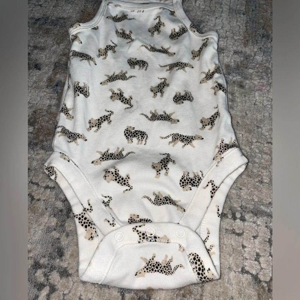 Old Navy leopard tank top bodysuit size 12-18 months - Picture 2 of 3